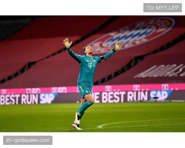 居莱尔30米外吊射空门，诺伊尔开场失误让拜仁陷入被动